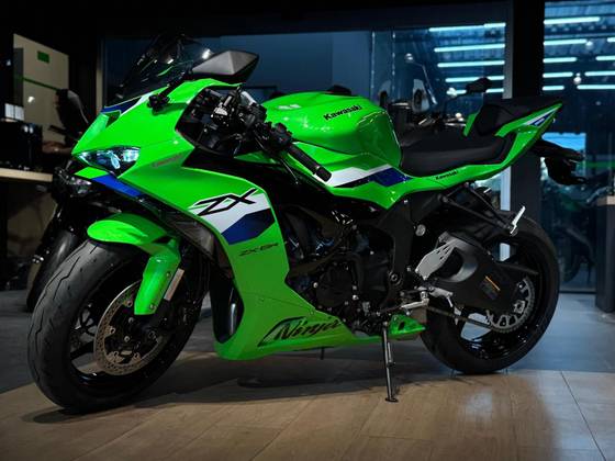KAWASAKI NINJA ZX-6R KAWASAKI NINJA ZX-6R